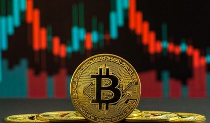 Bitcoin 100 bin doları test etti