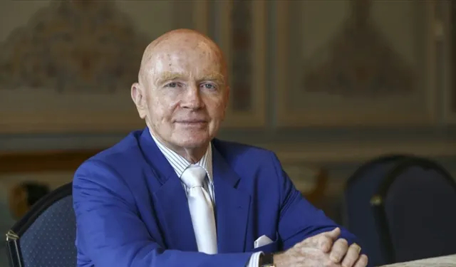Mark Mobius: Bu dönemde nakit en güçlü pozisyon